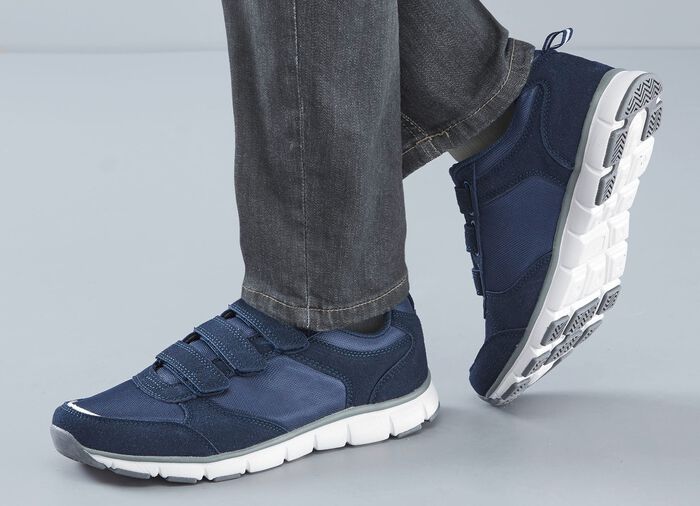Sportliche Damen-/Herren-Slipper, mit herausnehmbarem Fussbett 