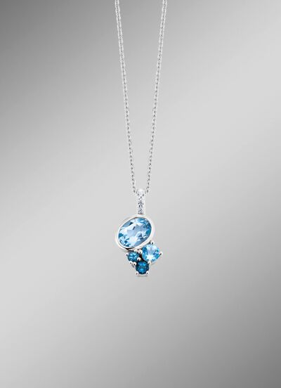 Anh&auml;nger mit Blautopas (beh.) und synth. Zirkonia 