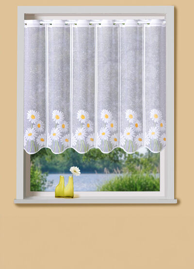 Kurzvorhang mit Stangendurchzug und gebogtem Abschluss 