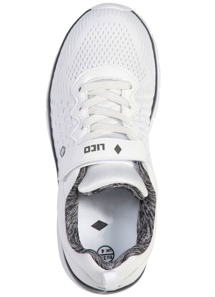 Sneaker aus effektvoll dessiniertem Textilmaterial 