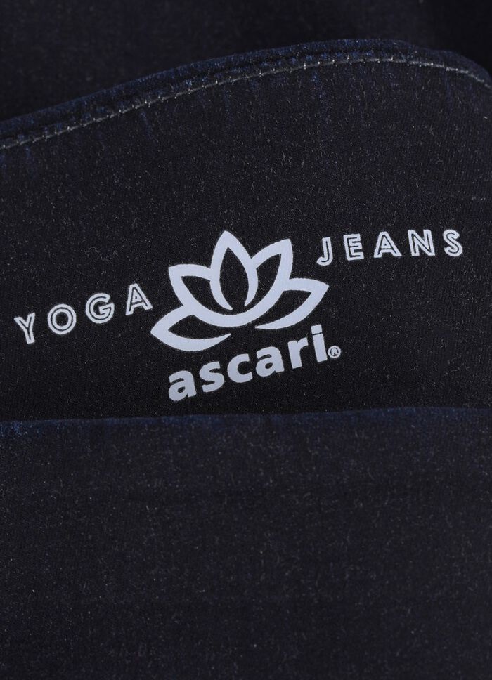 Yoga-Jeans mit ausgestellter Fussweite  