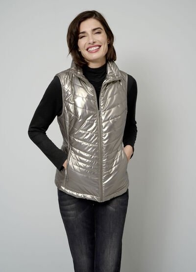 Steppweste in trendgenauer Metallic-Optik 