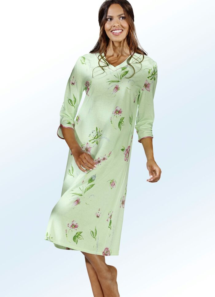 Nachthemd mit V-Ausschnittblende und Satin 