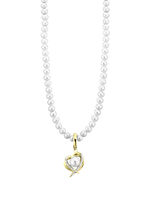 Herz-Anhänger mit Perlenkette 