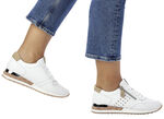 Remonte Sneaker mit unterlegter Zierlochung WEISS-SAND