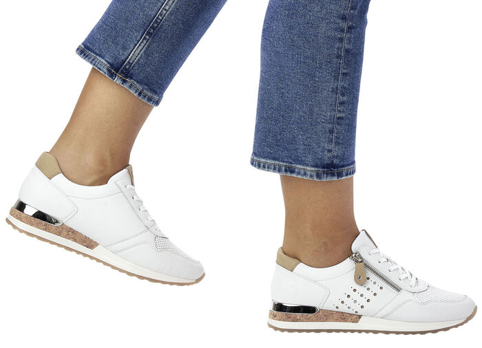 Remonte Sneaker mit unterlegter Zierlochung WEISS-SAND