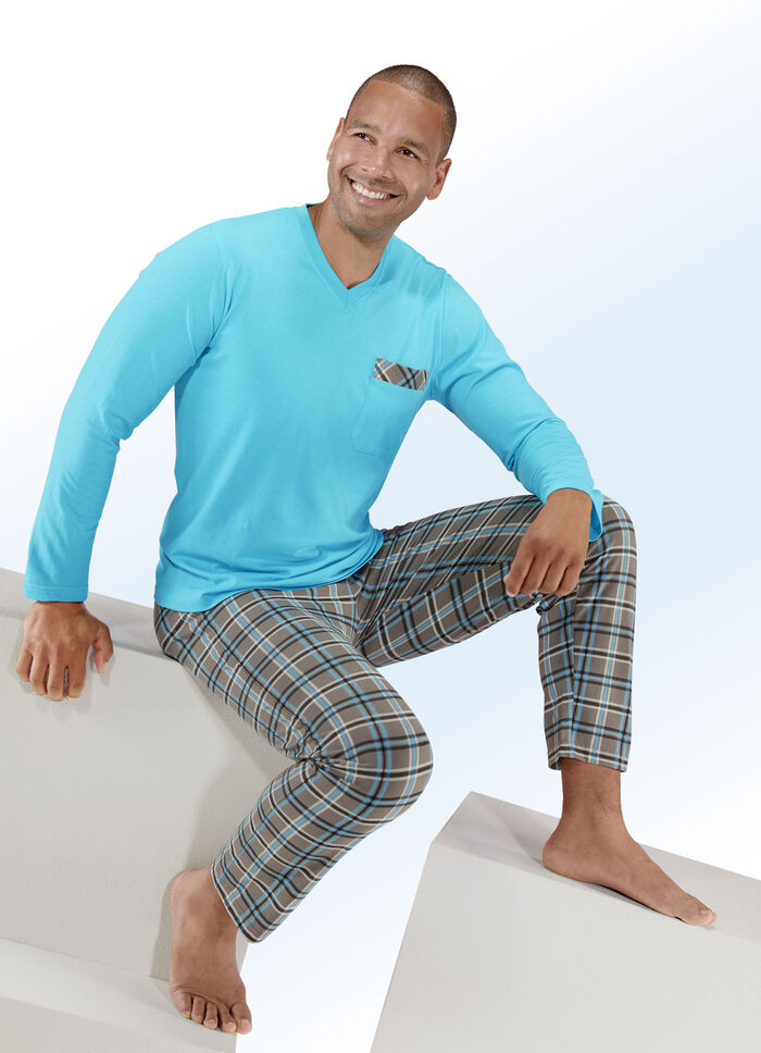 Pyjama mit V-Ausschnitt, Brsttasche und Karodessin 