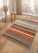 Farbenfrohe Br&uuml;cken und Teppiche 