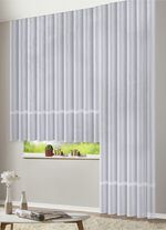 Blumenfenster-Vorhang mit eingewebten Glanzstreifen 