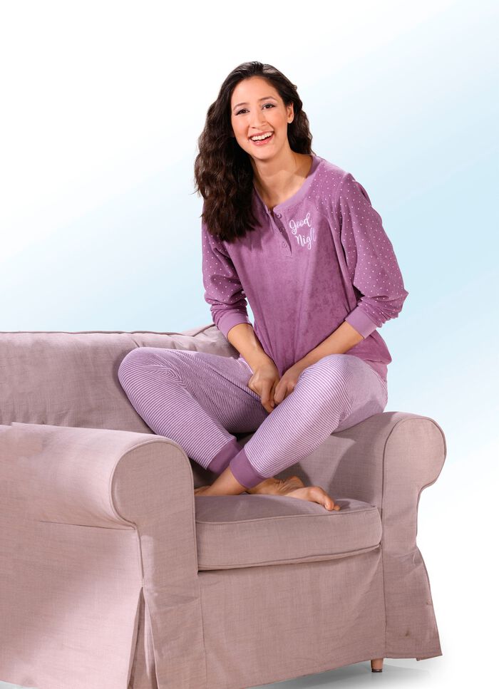 Pyjama aus Frottierstretch mit Knopfleiste 