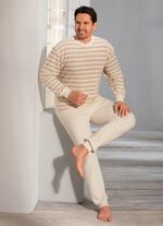 G&ouml;tting Pyjama aus Frottierstretch, V-Ausschnitt und B&uuml;ndchenabschl&uuml;ssen 