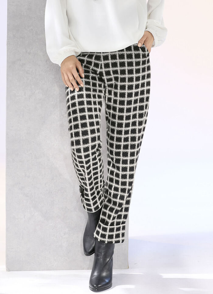 Knöchellange Hose in bequemer Weite 