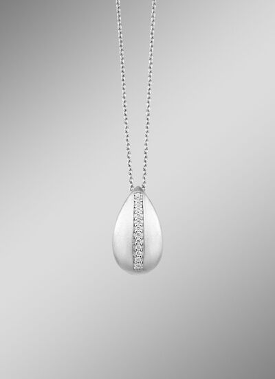 Eleganter Anhänger mit synth. Zirkonia 