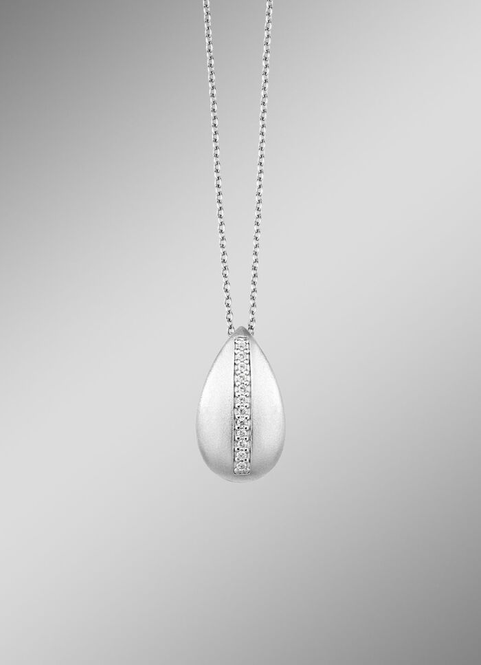 Eleganter Anhänger mit synth. Zirkonia 