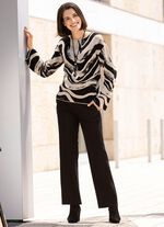 Hose in modischer Weite 