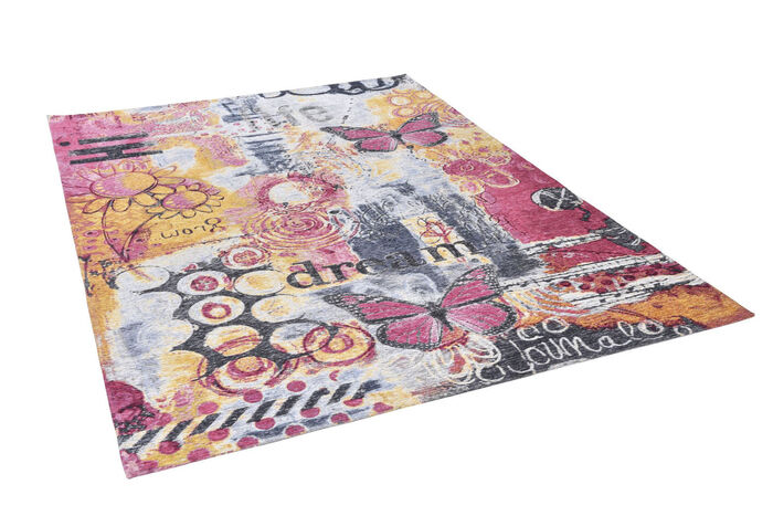 Ausdrucksstarke, moderne Brücken und Teppiche 