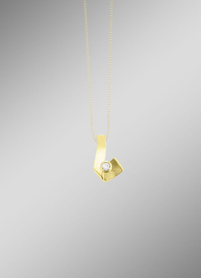 Anhänger mit Brillant 