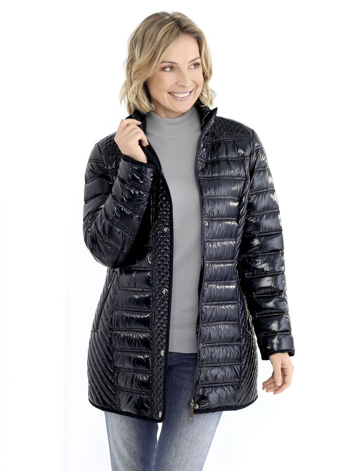 Jacke mit verschiedenen Steppvariationen 