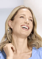 Stilvolle Creolen im Drahtdesign 