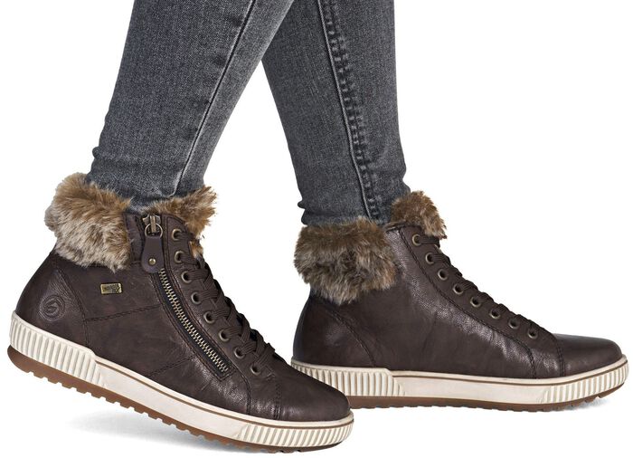 Remonte, gef&uuml;tterte Damen-Boots, Winterschuhe, Weite G, mit herausnehmbarem Fussbett 