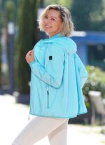 Funktionsjacke mit fester Kapuze 