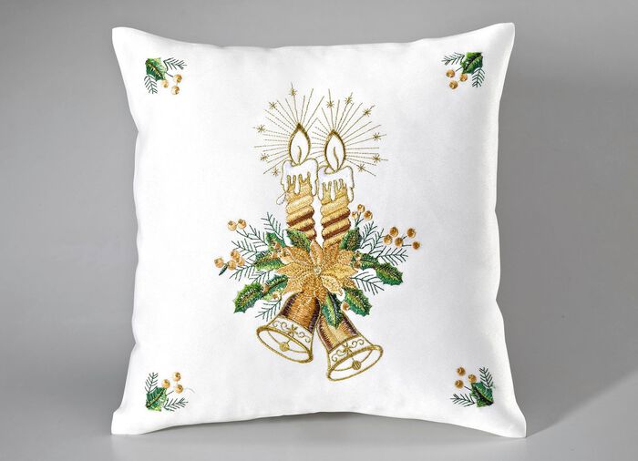 Tisch- und Raumdekoration mit Kerzen- und Glocken-Motive 