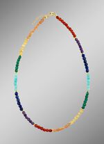 Funkelnde Garnitur mit Edelsteinen 