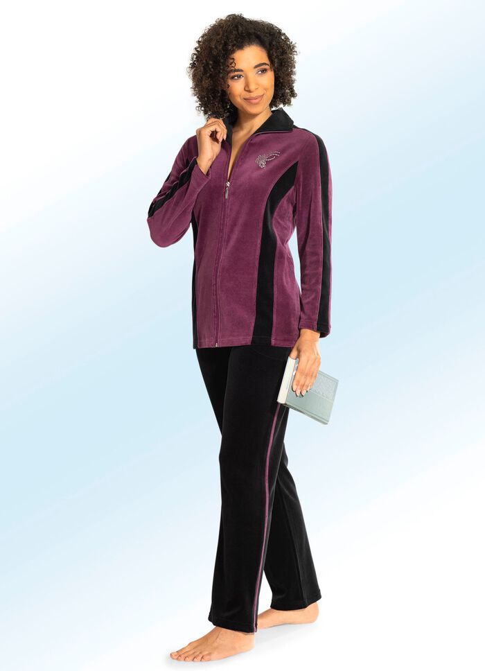 Hausanzug mit Strasssteinzier 