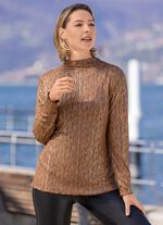 Shirt mit modischer Ausschnittverarbeitung  