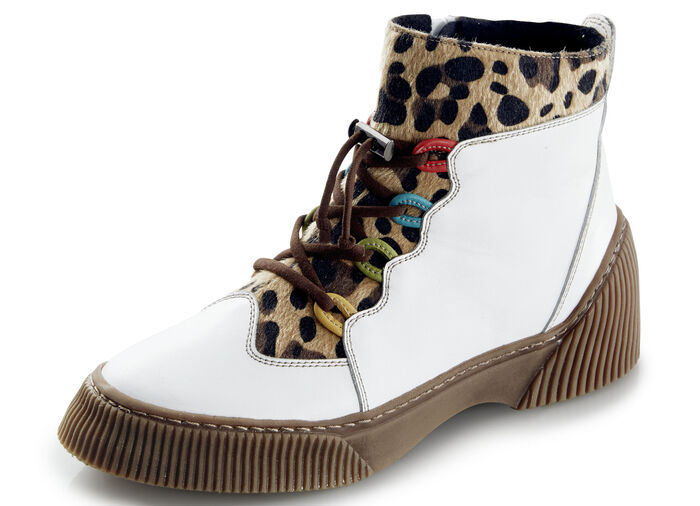 Interessante Stiefelette in 2 Farben mit herausnehmbarem Fussbett, Weite G WEISS