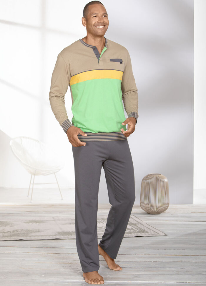 Schlafanzug mit Knopfleiste und offenen Beinabschlüsen 