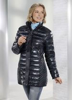 Jacke mit verschiedenen Steppvariationen 