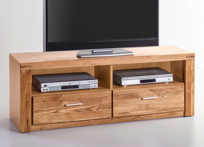 M&ouml;belprogramm mit Massivholzfronten 