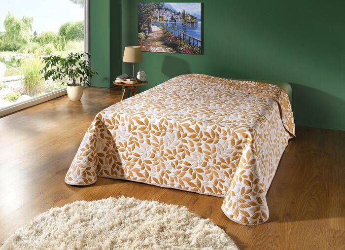 Hochwertige Tagesdecke mit Bandeinfassung 