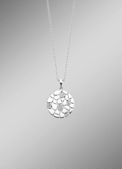 Moderner Anh&auml;nger mit synth. Zirkonia und Ankerkette 