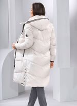 Mantel mit fester Kapuze 