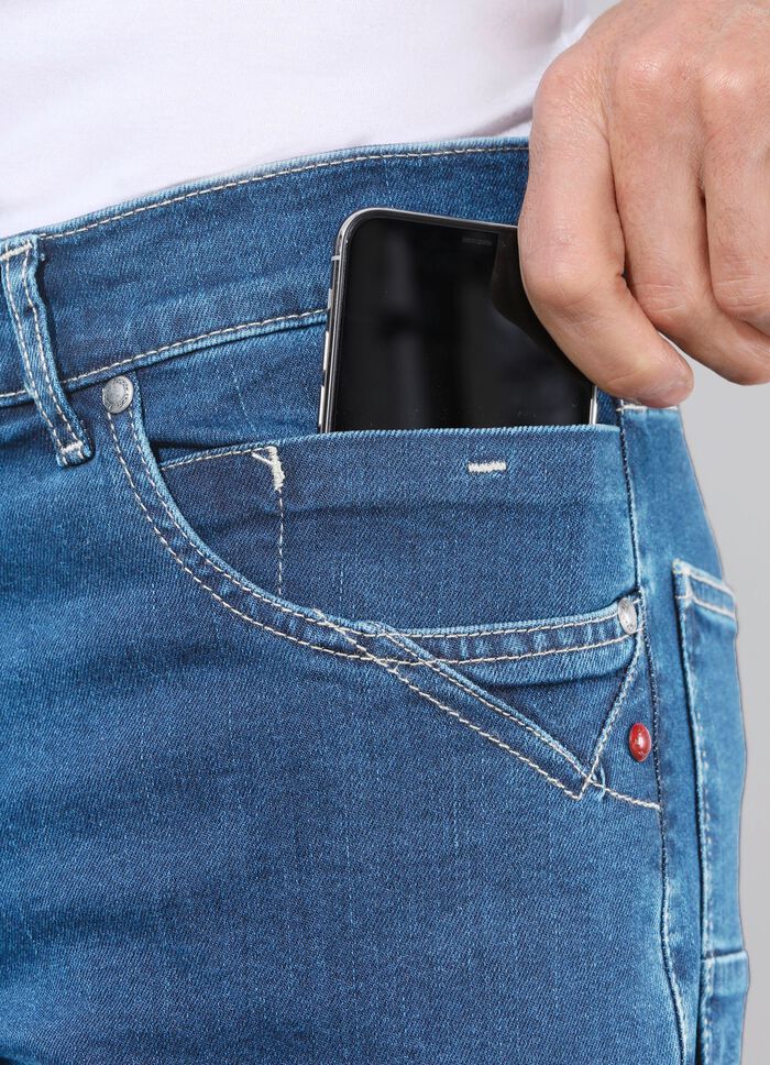 &laquo;Francesco Botti&raquo;-Jeans in 3 Farben HELLJEANS