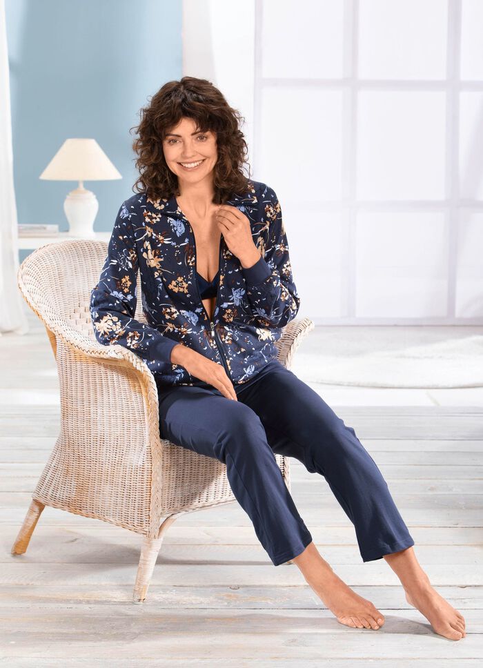 Hausanzug mit Blumen-Bl&auml;tter-Druck 