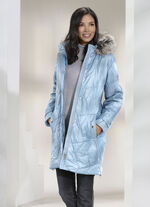 Kurzmantel  mit abnehmbarer Kapuze 