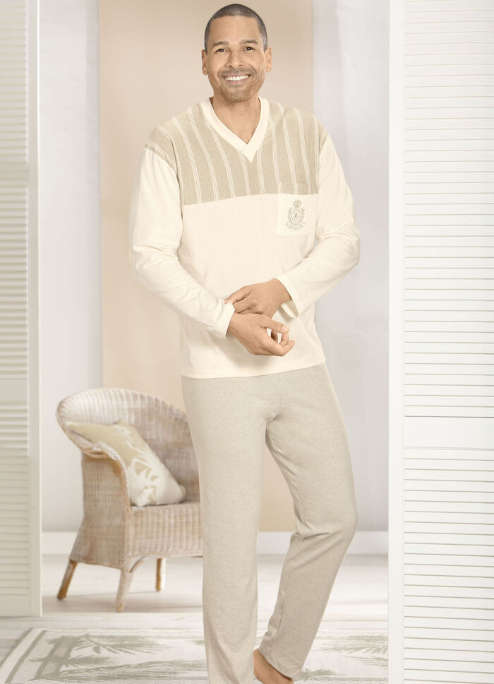 Götting Schlafanzug mit V-Ausschnitt und Brusttasche 