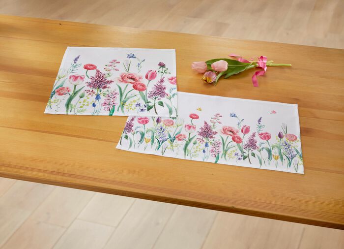 Fr&uuml;hlingshafte Tisch- und Raumdekoration WEISS-BUNT