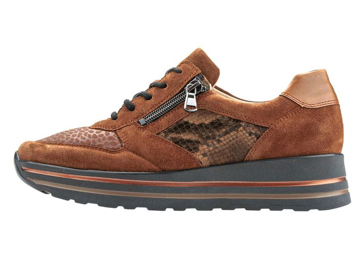 Waldl&auml;ufer Schn&uuml;rschuh mit Stretchmaterial im Ballenbreich COGNAC