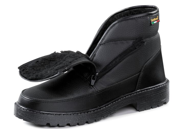 Stiefelette aus Synthetikmaterial 