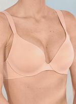 BH Cup BBody Make-up Illusion  B&uuml;gel-BH f&uuml;r ein zauberhaftes D&eacute;collet&eacute; 