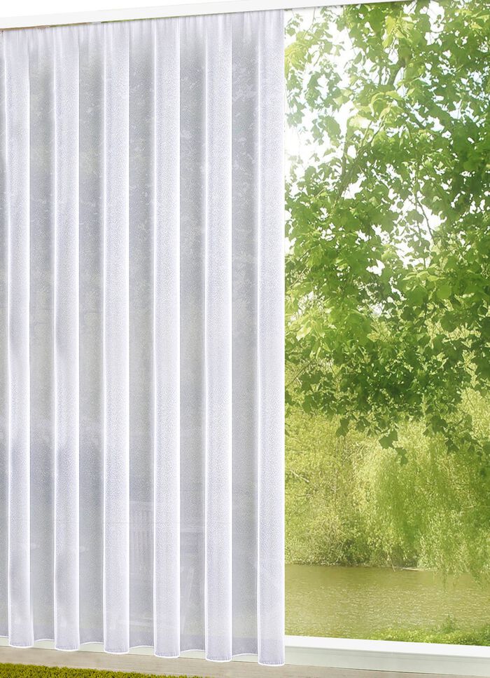 Leicht transparenter Store mit Automatikfaltenband 