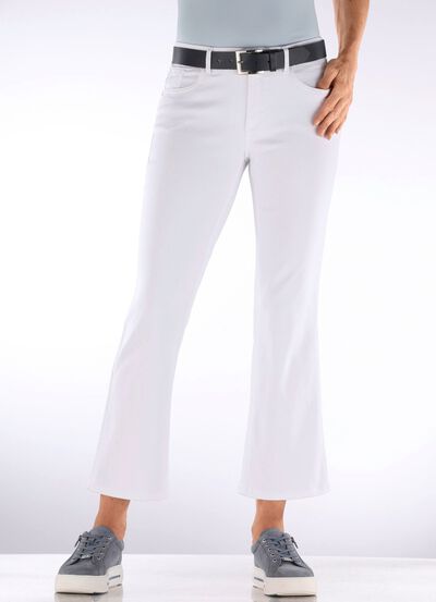 Magic-Jeans mit leicht ausgestelltem Bein 