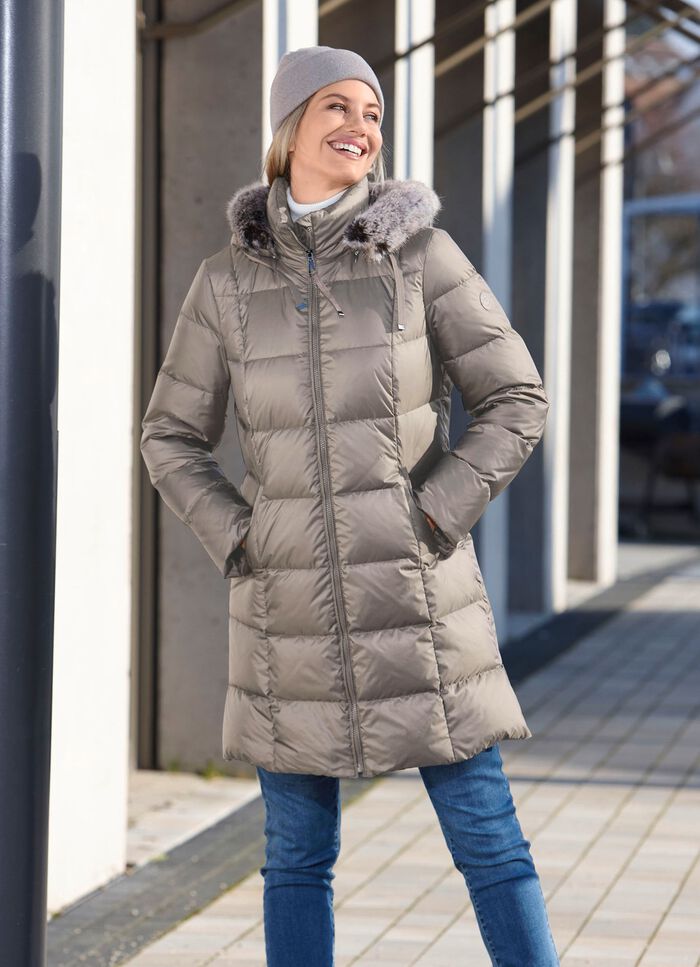Daunen-Kurzmantel in 2 Farben KIESEL