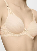 Triumph-Aura Spotlight Bügel-BH mit Elastikspitze CREME