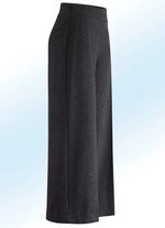 Hose in modisch verk&uuml;rzter L&auml;nge 