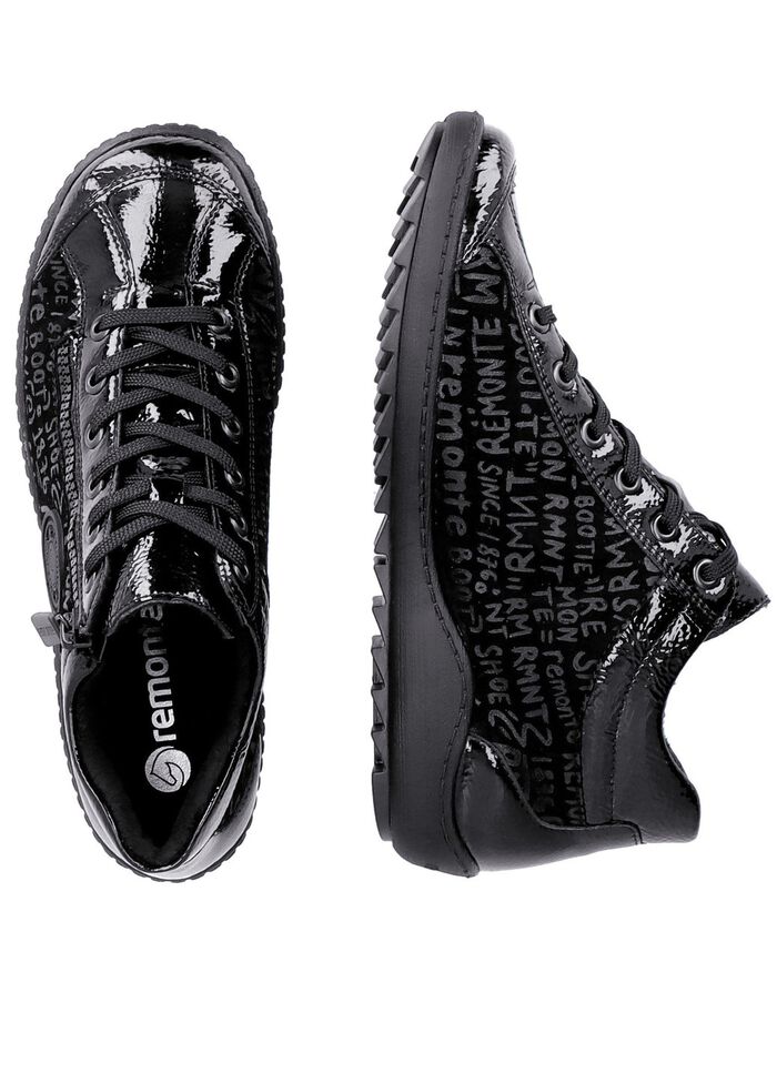 Remonte Schn&uuml;r-Bootie aus Crashlack SCHWARZ